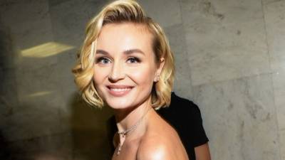 Полина Гагарина - Иван Ургант - «Это срам»: Гагарина призналась, что ей было сложно сниматься обнаженной - 5-tv.ru