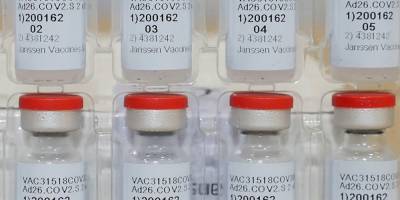 В США официально одобрили использование вакцины Johnson & Johnson - nv.ua - США