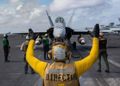 Легендарные истребители F/A-18C/D Hornet завершили службу на авианосцах ВМС США - enovosty.com - штат Вашингтон