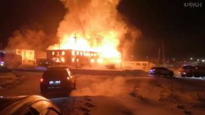 ФАН публикует видео с места смертельного пожара в Якутии - riafan.ru - респ. Саха - Якутск