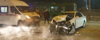 Mark Ii II (Ii) - В Новосибирске в ДТП с такси пострадали три человека - runews24.ru - Новосибирск