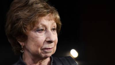 Лия Ахеджакова - Актриса Лия Ахеджакова боится потерять квартиру из-за бывшего мужа - inforeactor.ru - Москва - Париж