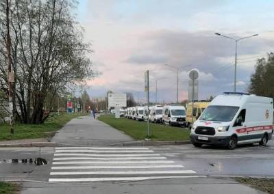 За сутки скончались 379 заболевших коронавирусом россиян - rosbalt.ru - Москва - Ленинградская обл. - Санкт-Петербург - Московская обл.