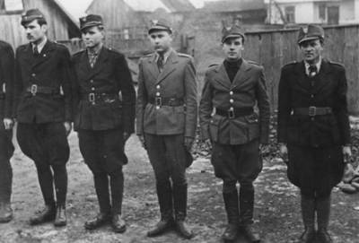 Степан Бандер - Бандеровцы против немцев: как они воевали друг с другом - russian7.ru - Львов