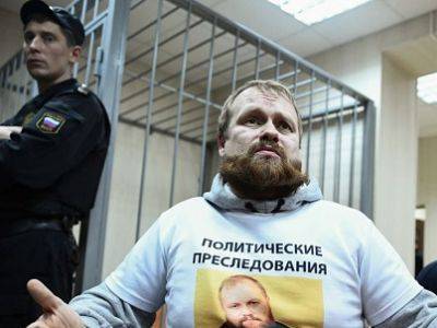 Алексей Навальный - Бить не будут, но лучше бы били, — Демушкин рассказал о колонии, где будет отбывать срок Навальный - kasparov.ru - ЦФО - Владимирская обл. - Красноярск - Омск - Покров - республика Карелия