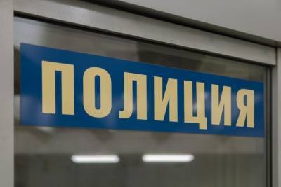 Жившего с трупом брата россиянина обвинили в порче машин: обливал помоями - mk.ru - Уфа