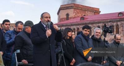 Никол Пашинян - Армен Саркисян - Оник Гаспарян - "Будет очень важный разговор": Пашинян сказал, какие темы затронет на митинге - ru.armeniasputnik.am