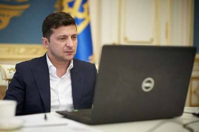 Владимир Зеленский - Джо Байден - Зеленский выразил благодарность Байдену за принципиальную позицию США по Крыму - enovosty.com - Крым - Ukraine