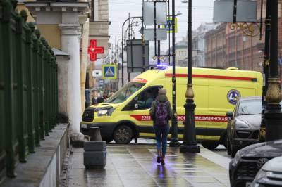 В Петербурге восьмилетний мальчик сломал обе ноги на скалодроме - neva.today - Санкт-Петербург - Лондон - район Невский