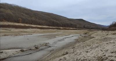 В Крыму истощились еще два водохранилища, а третье близко к "мертвому объему" (фото) - focus.ua - Крым