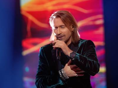 Дмитрий Гордон - Олег Винник - Винник: Мама умерла. Я на траву сел... И сказал: "Едем на концерт". И вышел на сцену - gordonua.com - Тернополь