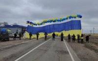 Рефат Чубаров - Украинский флаг на воздушных шарах запустили в Крым - vlasti.net - Киев - Крым - Херсонская обл. - Краматорск