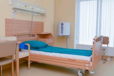 Дмитрий Лисовец - Центр имени Алмазова прекратит прием больных коронавирусом с 1 марта - spb.mk.ru