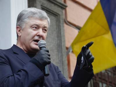 Владимир Зеленский - Петр Порошенко - Порошенко заявил, что власти РФ обманули жителей Крыма - m24.ru - Крым