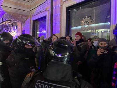 «ОВД-Инфо»: в России задержаны 679 человека в день суда по делу Навального - znak.com - Москва - Санкт-Петербург