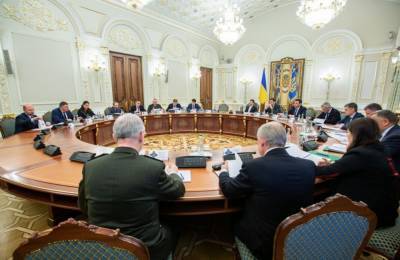 Владимир Путин - Сергей Лещенко - Энтони Блинкен - Решение о санкциях против каналов Медведчука готовили в полной секретности, – Лещенко - 24tv.ua - США - Новости
