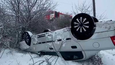 В Нагорном Карабахе российские спасатели оказали помощь почти сотне автомобилистов - 1tv.ru