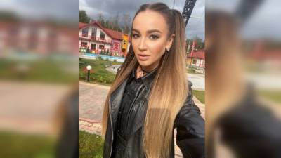 Ольга Бузова - Давид Манукян - Расставшаяся с Манукяном Бузова продолжает носить его дорогостоящие подарки - nation-news.ru