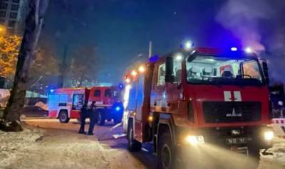 В Киеве загорелось кафе, подозревают поджог: "Неоднократно предлагали переехать, но..." - politeka.net - Киев