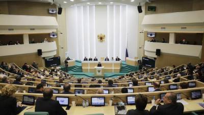 Владимир Джабаров - В Совфеде отреагировали на слова адмирала США об угрозе ядерной войны с РФ - iz.ru - США