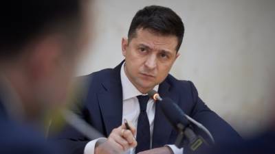 Виктор Медведчук - Михаил Подоляк - В офисе Зеленского объяснили санкции против украинских телеканалов - russian.rt.com