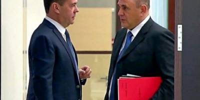 Дмитрий Медведев - Борис Ельцин - Медведев делает заявку на конфликт с Мишустиным - newzfeed.ru
