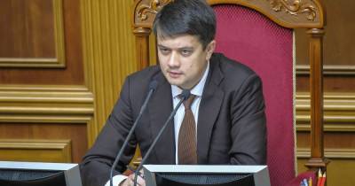 Дмитрий Разумков - Тарас Козак - Разумков объяснил, почему не поддержал блокировку телеканалов - focus.ua