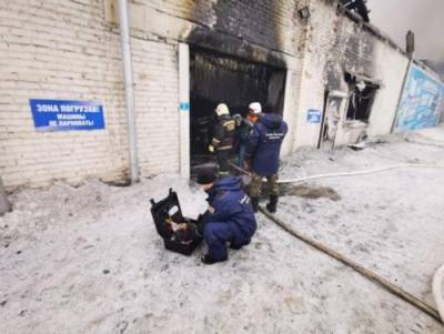 СКР подтвердил факт гибели одного человека при пожаре на складе в Красноярске - argumenti.ru - Красноярск