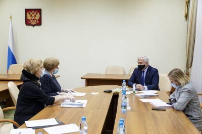 Владимир Уйба - Владимир Уйба поддержал предложения горожанок по сохранению исторического облика Сыктывкара - komiinform.ru - респ. Коми - Сыктывкар - район Усть-Вымский