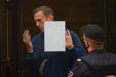 Алексей Навальный - Максим Григорьев - Политологи объяснили, как тюремный срок для Навального изменит протест в России - live24.ru - Москва