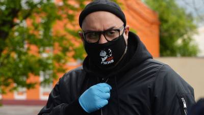 Кирилл Серебренников - Департамент культуры ответил на слухи о расторжении контракта с Серебренниковым - gazeta.ru - Москва