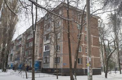 В Липецке начала разрушаться панельная пятиэтажка - runews24.ru - Липецк