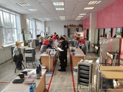 Сшить пальто и сделать стрижку: липецкие студенты соревнуются на WorldSkills Russia - lipetskmedia.ru - Владимирская обл. - Казань - Вологда - Липецк