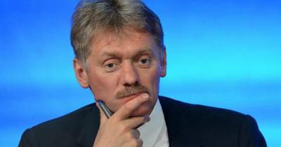 Владимир Зеленский - Дмитрий Песков - У Путина отреагировали на отключение каналов Медведчука - focus.ua