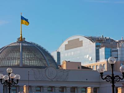 ОПЗЖ лидирует в рейтинге партий, "Слуга народа" занимает второе место – опрос КМИС - gordonua.com - Украина