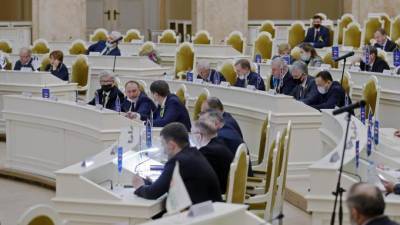 Депутаты Петербурга хотят отменить банковскую комиссию за перевод пожертвований - piter.tv - Санкт-Петербург