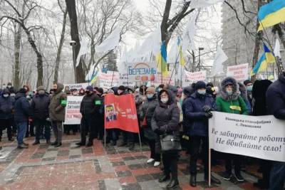 Артем Сытник - Работники агрохолдинга Бахматюка устроили очередной митинг против Сытника - real-vin.com
