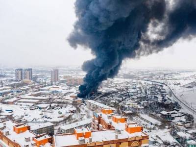 Илья Денисов - Трое пожарных погибли, спасая сотрудника горящего склада в Красноярске. Он тоже не выжил - bloknot.ru - Красноярск