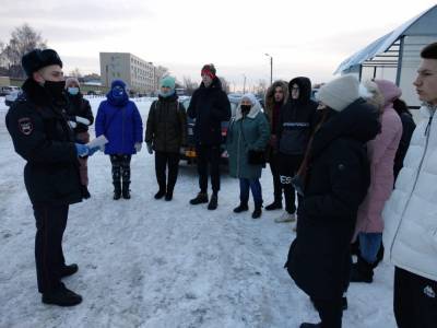 Тверские автоинспекторы провели урок для будущих водителей - afanasy.biz