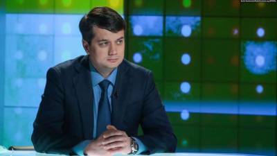 Дмитрий Разумков - Зеленский - Тарас Козак - Разумков объяснил, почему не поддержал закрытие телеканалов - lenta.ua