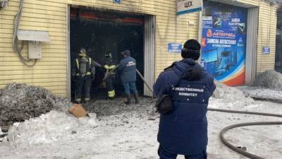 Евгений Зиничев - В Красноярске в пожаре на складе погиб человек, и пропали пожарные - newdaynews.ru - Красноярский край - Красноярск - респ. Хакасия
