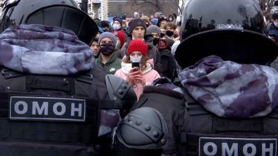 Дмитрий Песков - В соцсетях выявили 2,5 тысячи постов с призывами на незаконные акции - tvc.ru