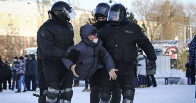 Алексей Навальный - Дмитрий Песков - "Выполняют свой долг": в Кремле действия силовиков назвали эффективными мерами против провокаций - tsn.ua - Москва - Белоруссия
