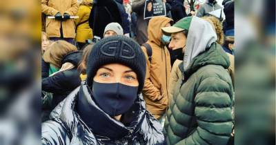 Юлия Навальная - «Не сильная я никакая»: Юлия Навальная интересно пошутила про освобождение мужа - fakty.ua