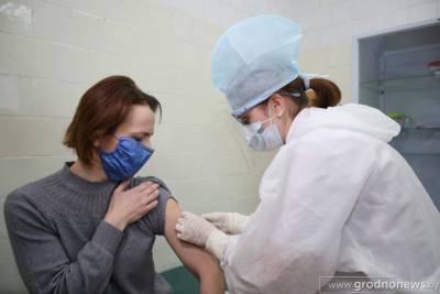В Гродненской области от коронавируса вакцинировали более 1,5 тысячи медиков - grodnonews.by