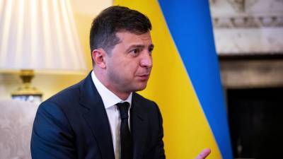 Владимир Зеленский - Петр Порошенко - США поддержали решение Зеленского о санкциях против трёх телеканалов - russian.rt.com - США - Киев