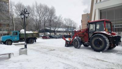 В Рязани продолжается уборка города от снега и наледи - 7info.ru - Рязань - Благоустройство