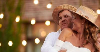 Юрий Горбунов - Екатерина Осадчая - Екатерина Осадчая чувственно поздравила Горбунова с "льняной" свадьбой - tsn.ua - Львов