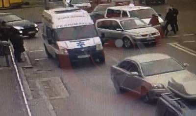 В сети показали видео, как в Днепре подрались участники ДТП - news.bigmir.net - Запорожье