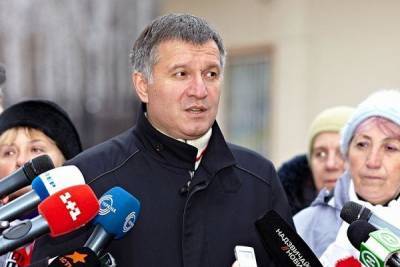 Владимир Зеленский - Арсен Аваков - Аваков призвал не путать свободу слова с антиукраинской деятельностью - news.bigmir.net - Закрытие